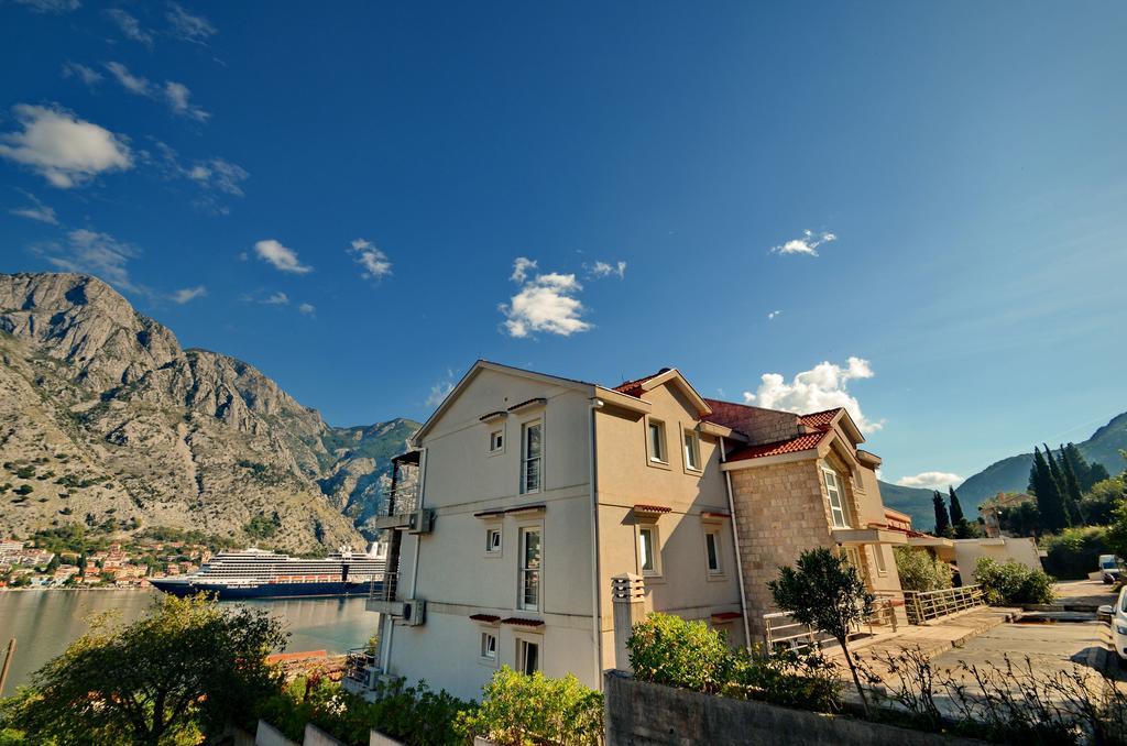 Muo Apartments Kotor Buitenkant foto